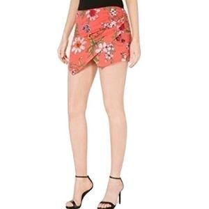 GUESS Koko Asymmetrical Skort Sushi KISS Floral Pink